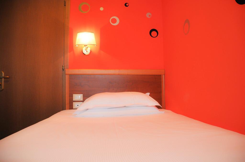 Hotel Marco Effe Mestrino Quarto foto